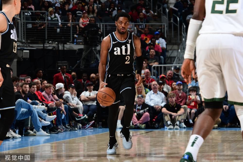 作为来自中 作为来自中